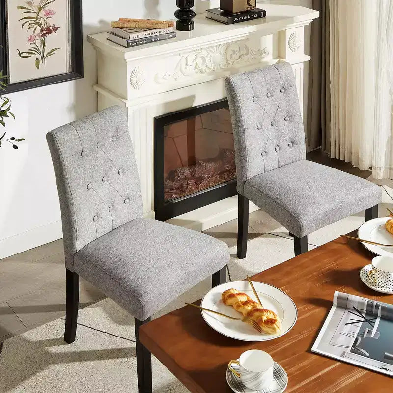 Lot de 2 chaises de salle à manger capitonnées, dossier haut capitonné, assise rembourrée et pieds en bois d'hévéa, chaises de salle à manger Café/Beige/Gris