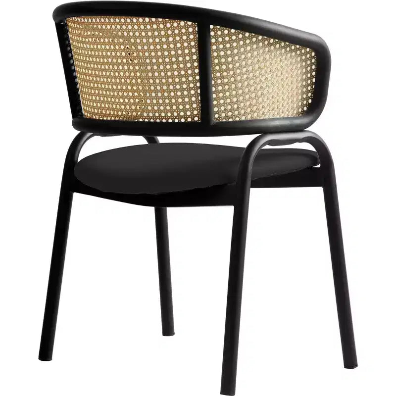 Chaise de salle à manger en osier avec assise en cuir et structure en acier noir, assise confortable pour les salles à manger et les cuisines