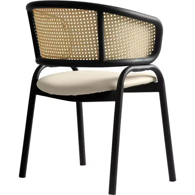 Chaise de salle à manger en osier avec assise en cuir et structure en acier noir, assise confortable pour les salles à manger et les cuisines