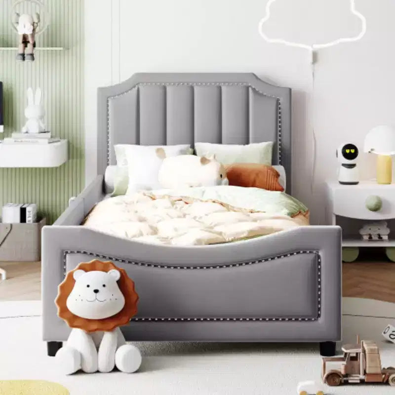 Lit de repos capitonné beige pour lits jumeaux avec tête de lit à rayures classiques