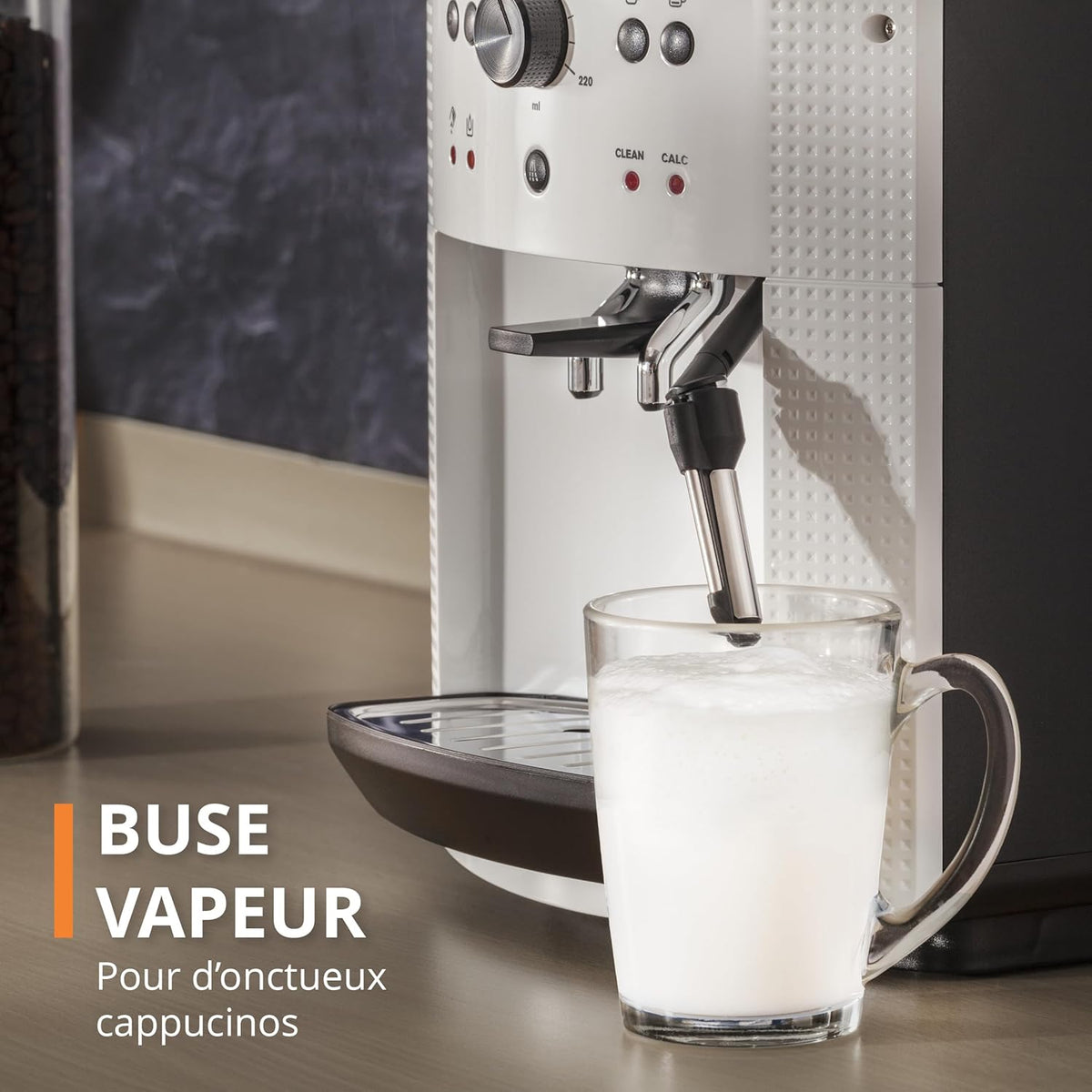Krups Machine à café grain, 1,7 L, 2 tasses en simultané, Nettoyage automatique, Buse vapeur pour Cappuccino, Cafetière espresso, Essential noire Y...