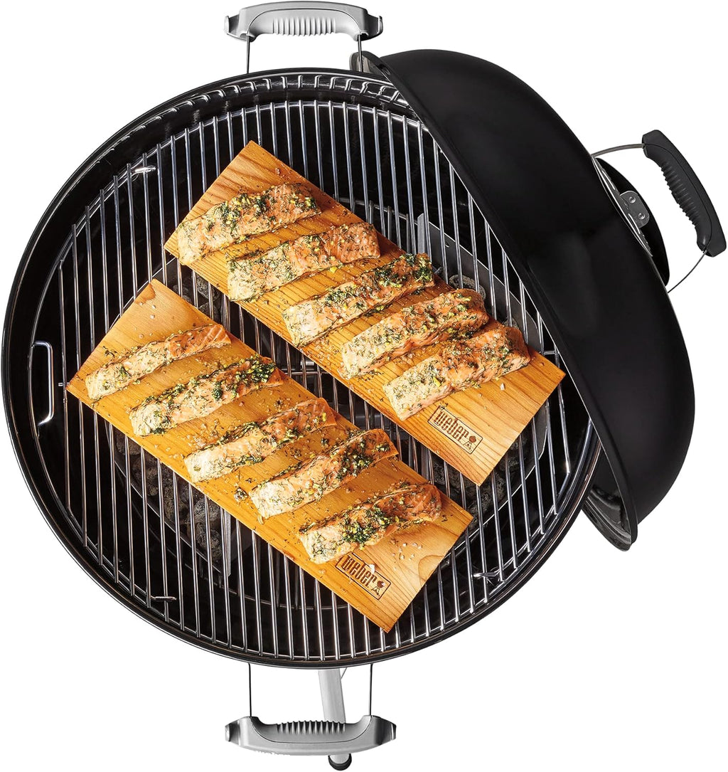 Weber Classic Kettle barbecue au charbon de bois, surface de cuisson Ø 57cm, barbecue avec couvercle et cuve en acier emaillé, thermomètre intégré...